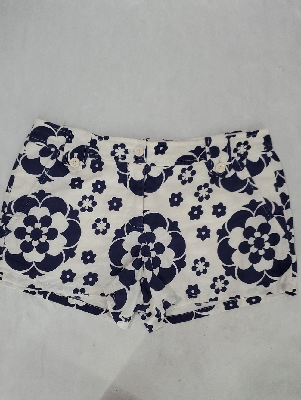 Tory Burch 100% Linen Shorts Cotton Lined Size 6 Tropical Floral Beachy Vacation
